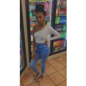 Meet your Posher, Alexis